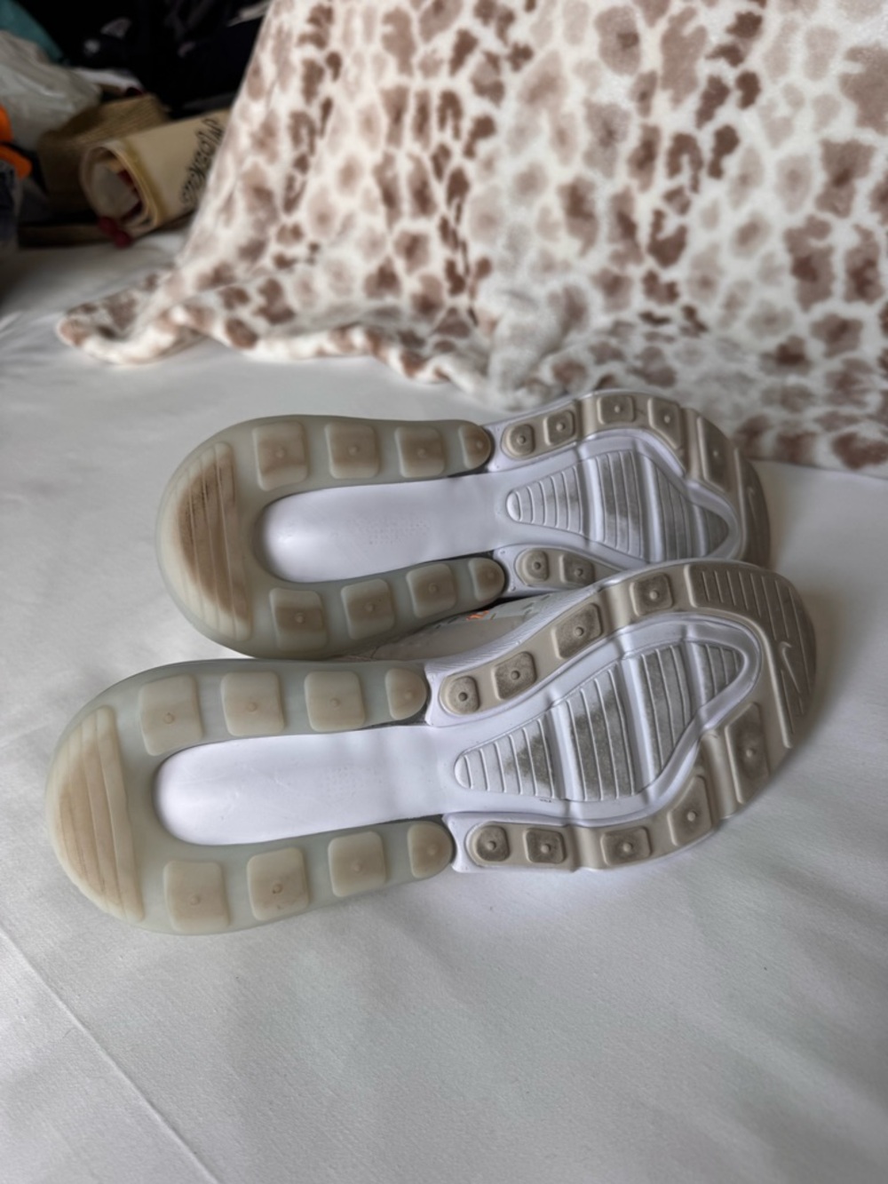 Nike White Sneakers with Orange Insole Logo - Picture 4 of 5